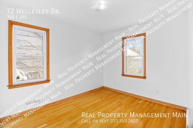 Building Photo - Pleasant Ridge 3 Bedroom