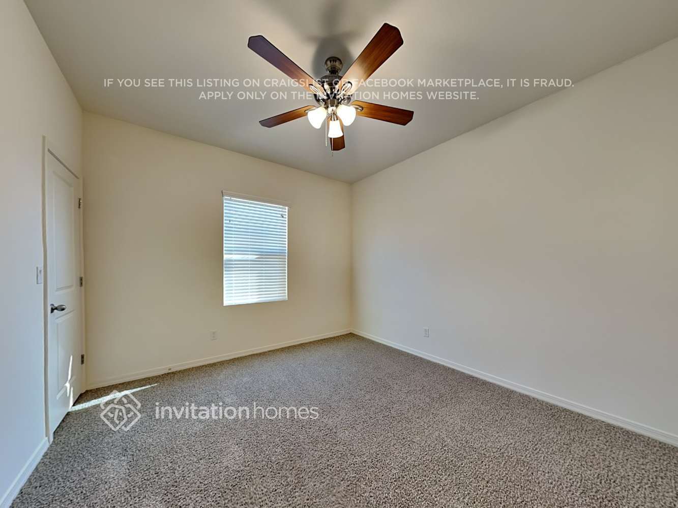 Building Photo - 19363 W Hazelwood St