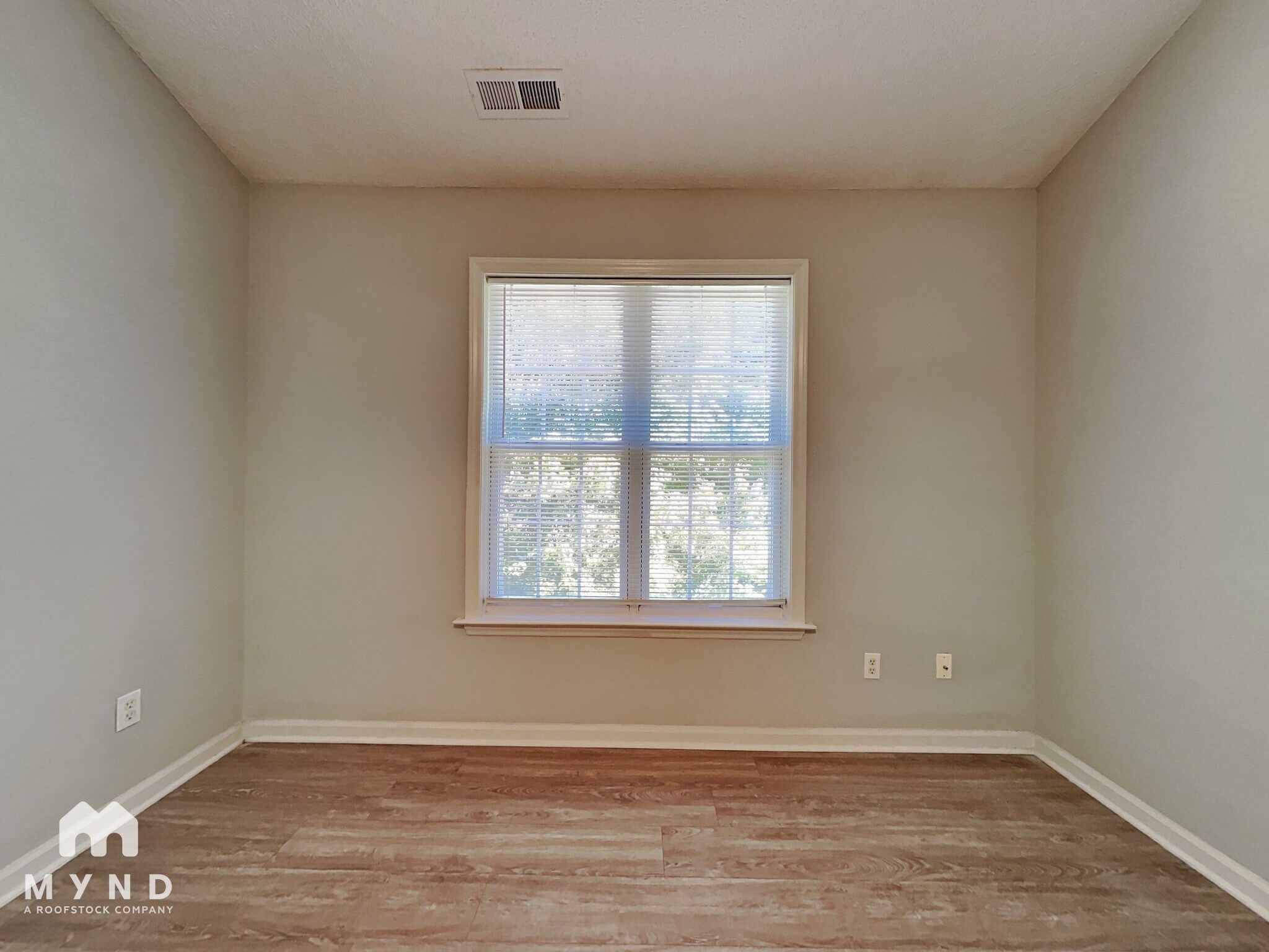 Building Photo - 1808 Crag Burn Ln