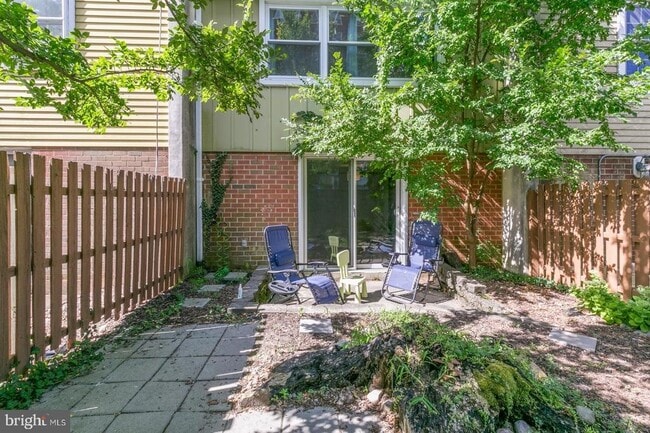 Building Photo - 6736 Emlen St