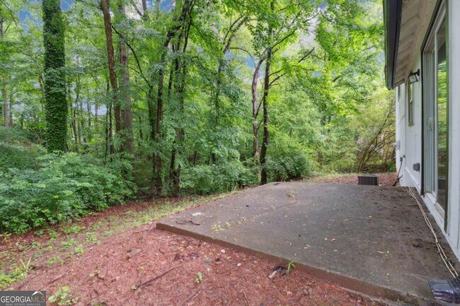 Building Photo - 4326 Dogwood Farms Dr