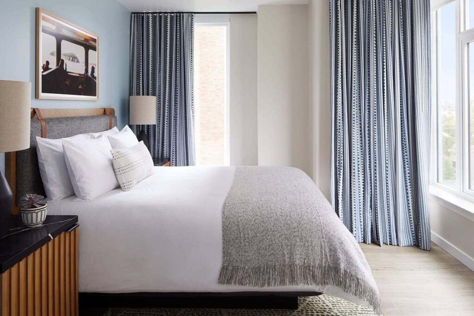 Building Photo - 1122 Madison St