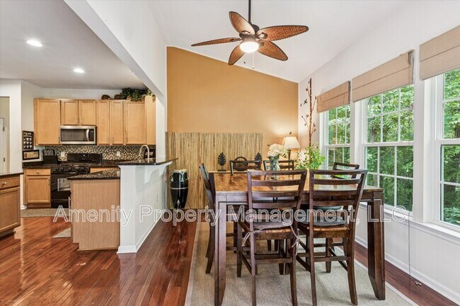Building Photo - 3271 Newland Ct