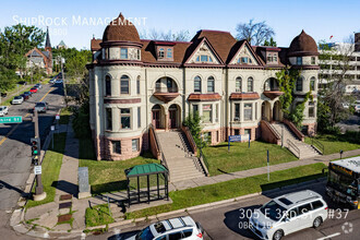 Building Photo - Eustone Apartments