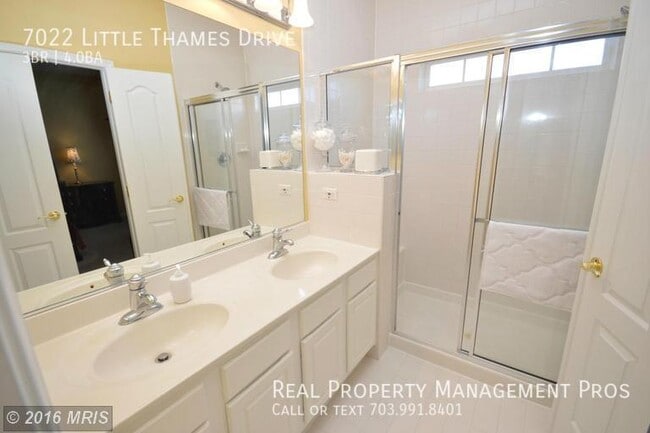 Building Photo - 7022 Little Thames Drive