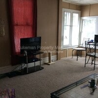 Building Photo - 720 Village St