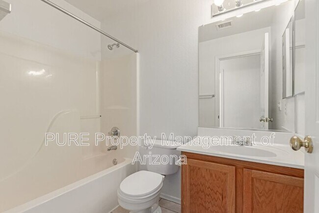 Building Photo - 8132 E Onza Ave
