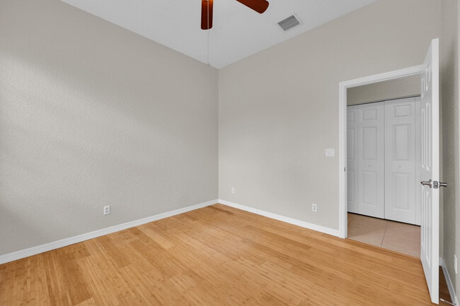 Building Photo - 4851 Bonsai Cir