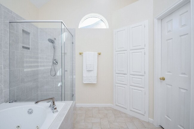 Building Photo - 3243 Ashlock Dr