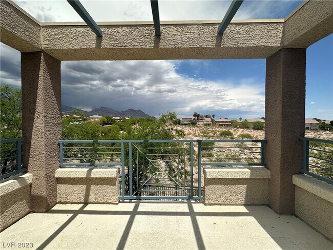 Building Photo - 10830 Amber Ridge Dr