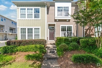 Building Photo - 2 Bedroom Townhome in Brightwalk!