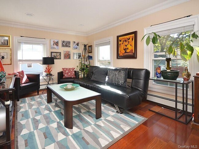 Building Photo - 82 Central Ave