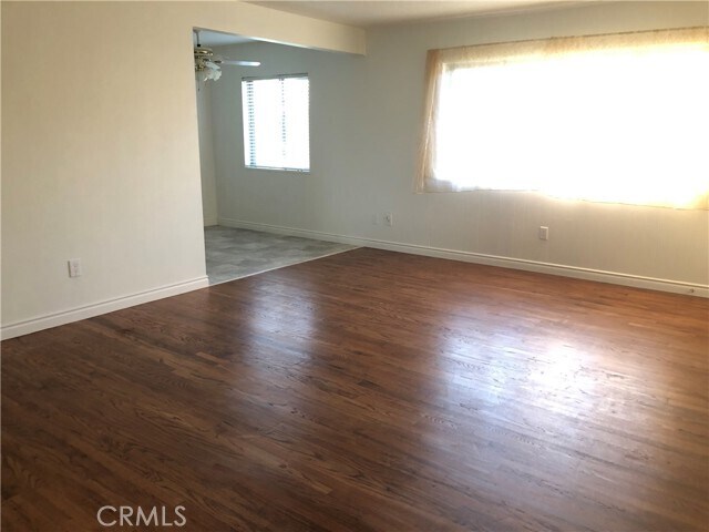 Building Photo - 27239 Crest St