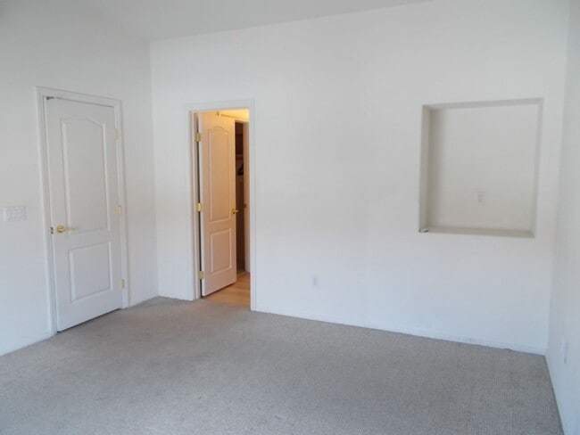 Building Photo - 7295 Diamond Canyon Ln
