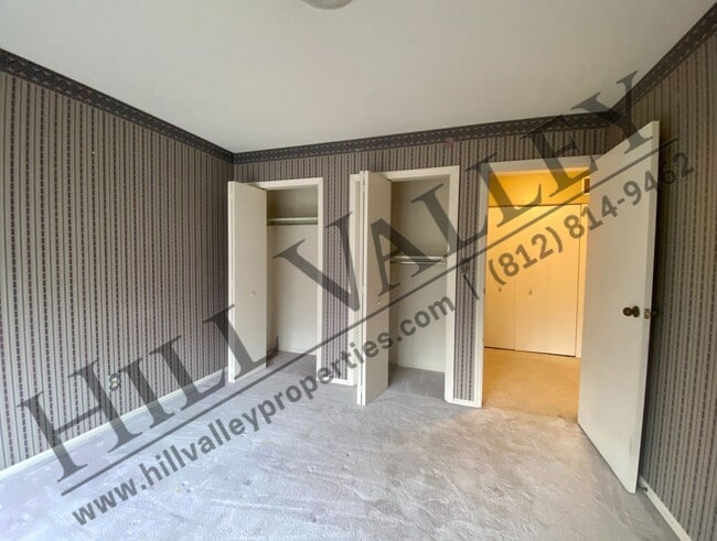 Building Photo - Two bedroom Townhouse in Willow Crossings