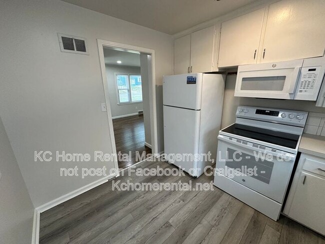 Building Photo - 8214 Jarboe St