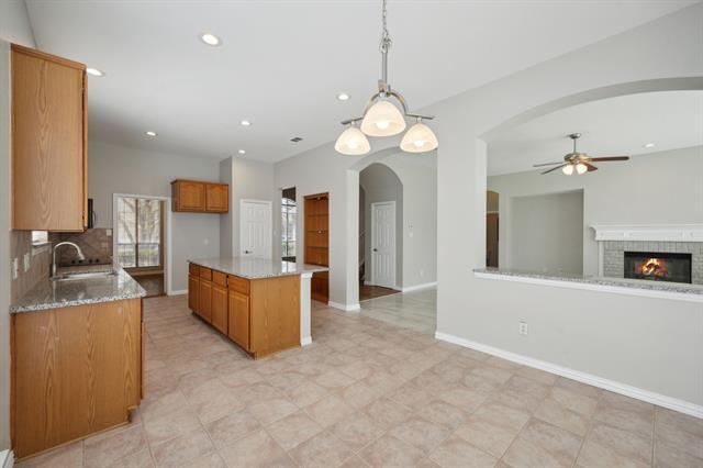 Building Photo - 3905 Gladney Ln