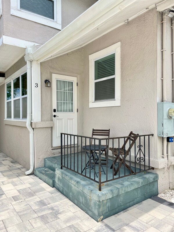 Building Photo - 7700 Boca Ciega Dr
