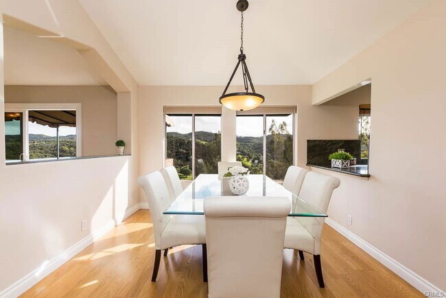 Building Photo - 20900 Bandera St