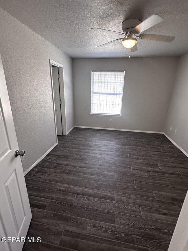 Building Photo - 5884 Doniphan Dr