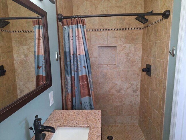 Building Photo - 1084 Nease Dr