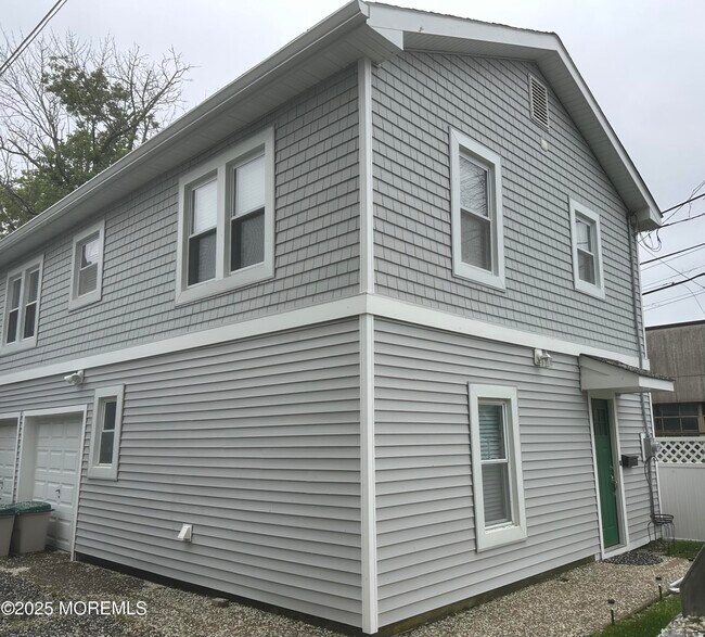 Primary Photo - 312 Elberon Ave