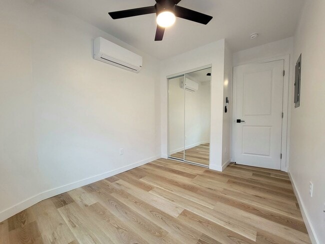 Building Photo - 6249-6253 Mary Lane Drive