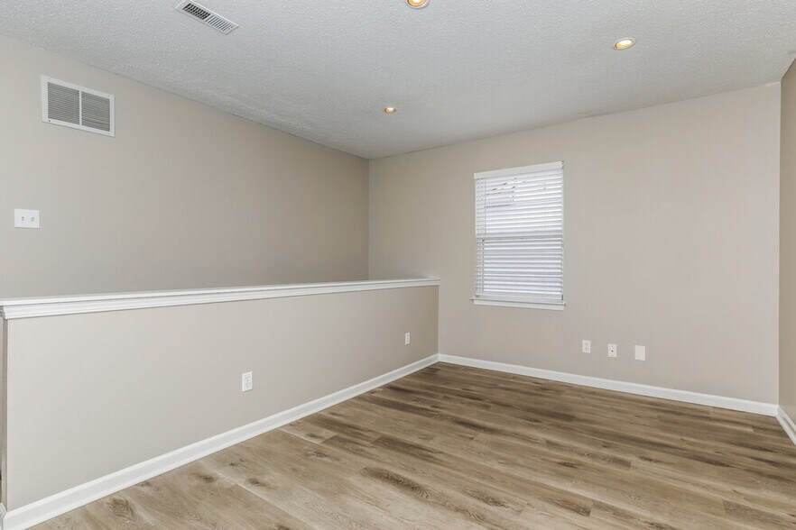 Building Photo - 6653 Stanhope Way