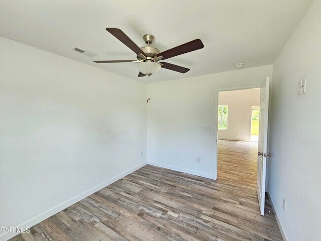Building Photo - 1412 Indian Ridge Rd