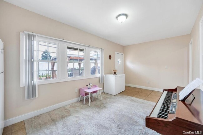 Building Photo - 46 Hardy Ln