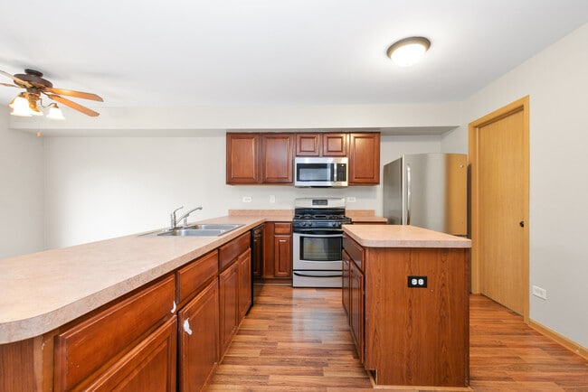 Building Photo - 25273 Faraday Rd