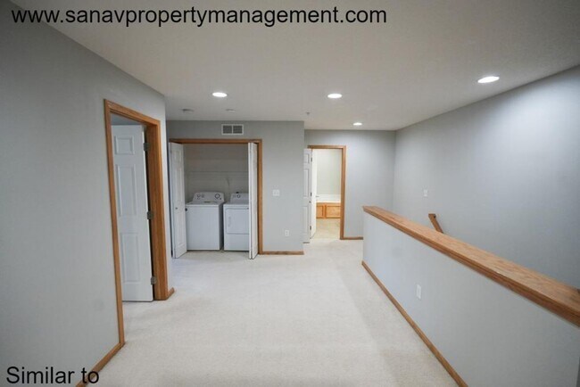 Building Photo - 572 85th St