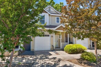Building Photo - Charming 3-Bed Home in Sacramento with 2.5 Baths