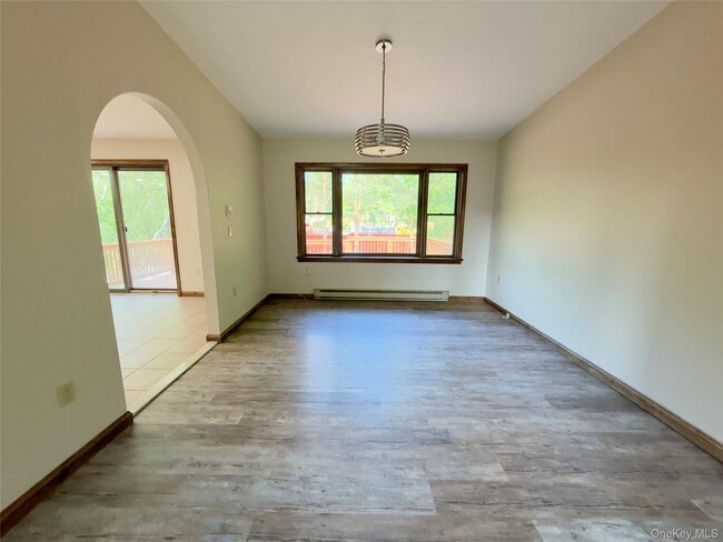 Building Photo - 709 NY-17M