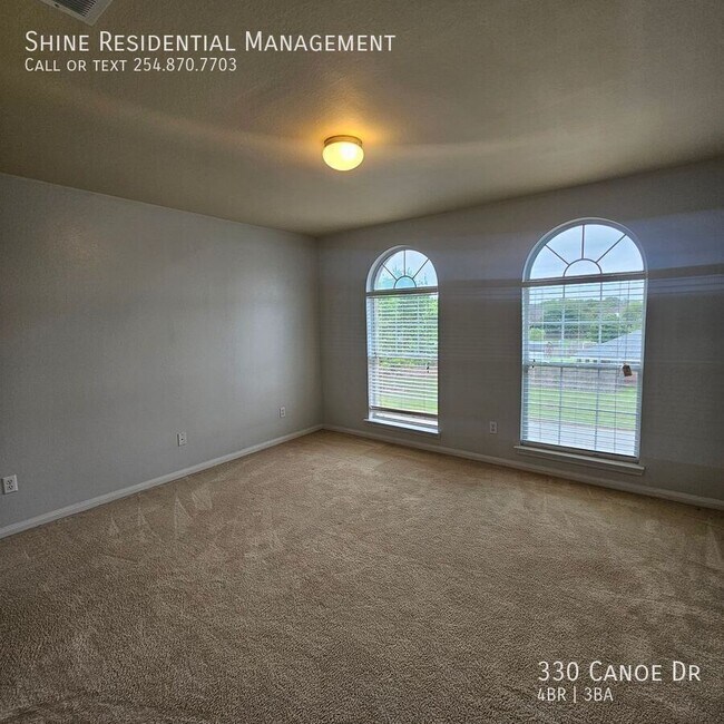 Building Photo - 330 Canoe Dr