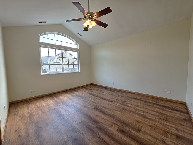 Building Photo - 3540 Blue Ridge Ct