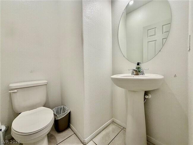 Building Photo - 523 Cattleya Pl