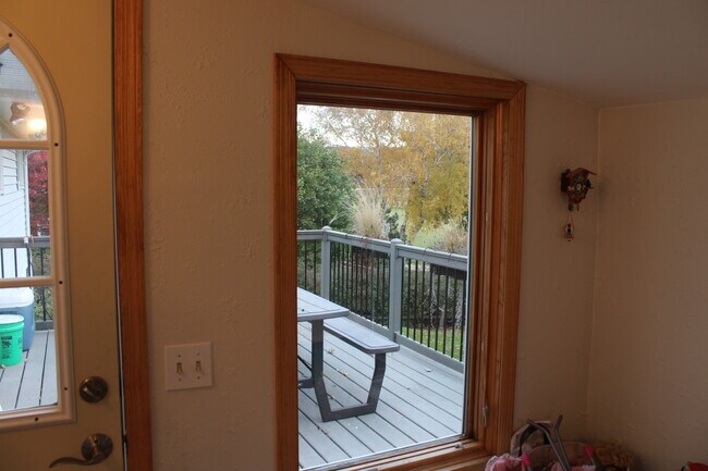 Building Photo - 5039 W Clayton Rd