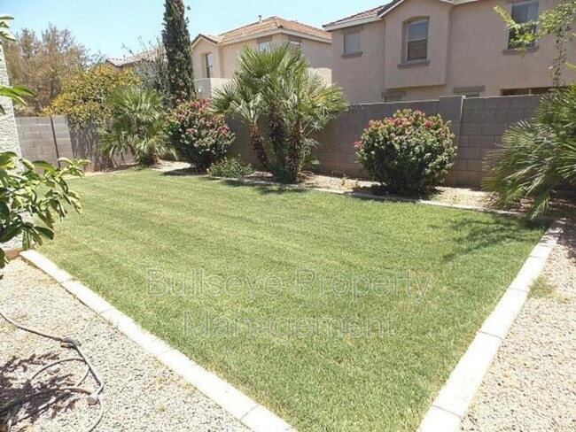 Building Photo - 2767 S Southwind Dr