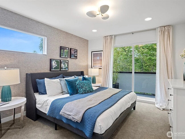 Building Photo - 2525 29th Ave S