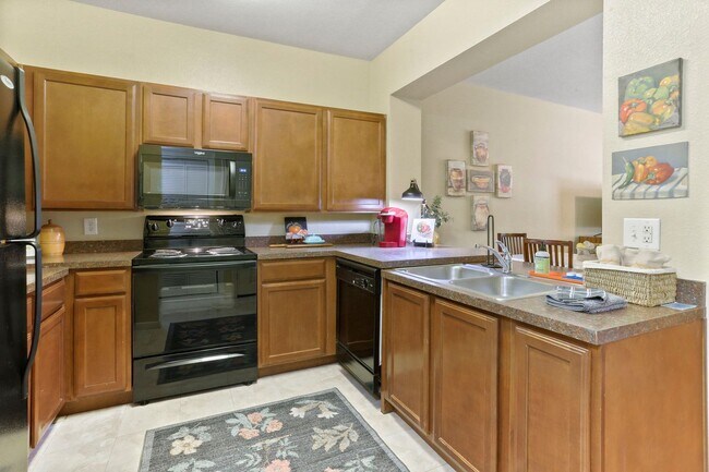 Building Photo - Corporate Furnished Rental