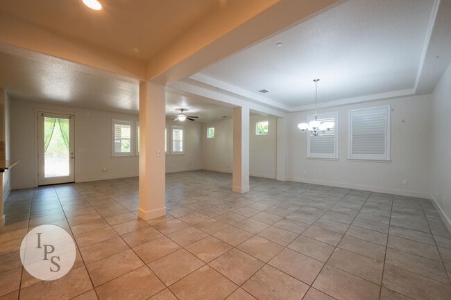 Building Photo - Harlan Ranch Home, 4BR/2.5BA, Built 2015 - Lots of Amenities