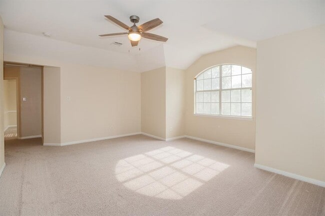 Building Photo - 13416 Anacapo Cove