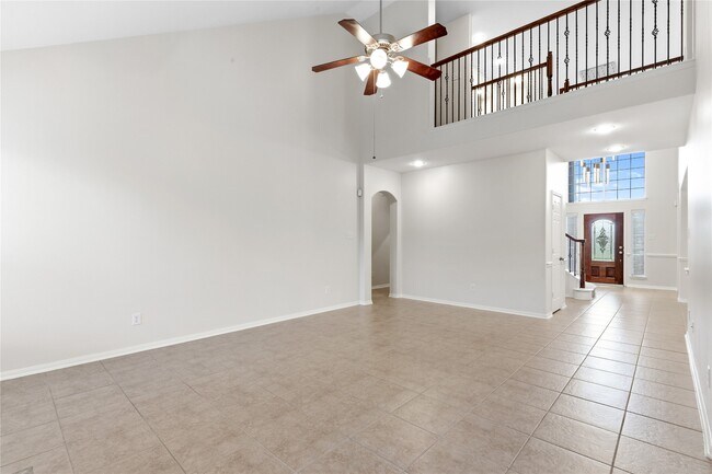 Building Photo - 6211 Stone Hill Rd