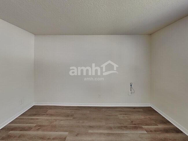 Building Photo - 1221 Mt McKinley Ct
