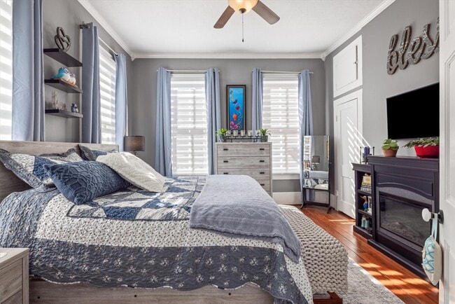 Building Photo - 3216 Avenue N