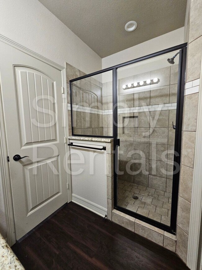 Building Photo - 509 Baylor Dr