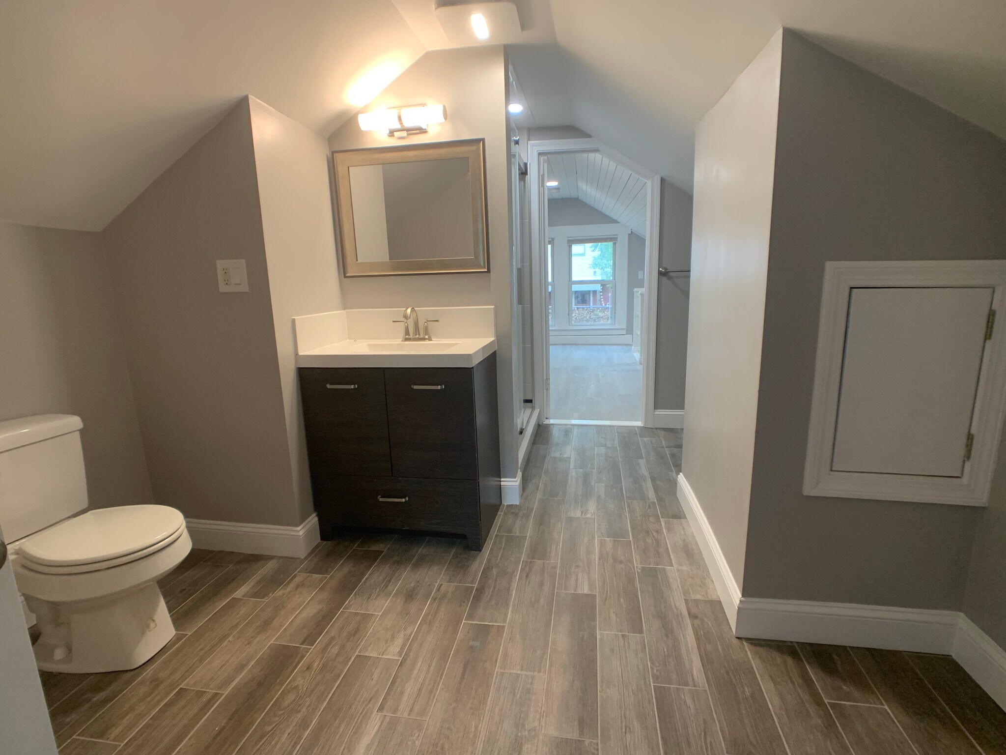 Building Photo - 102 Nonantum St