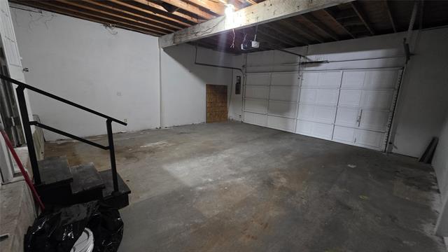 Building Photo - 1402 S Carrier Pkwy