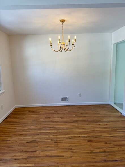 Dining Room - 18 Cooper Dr